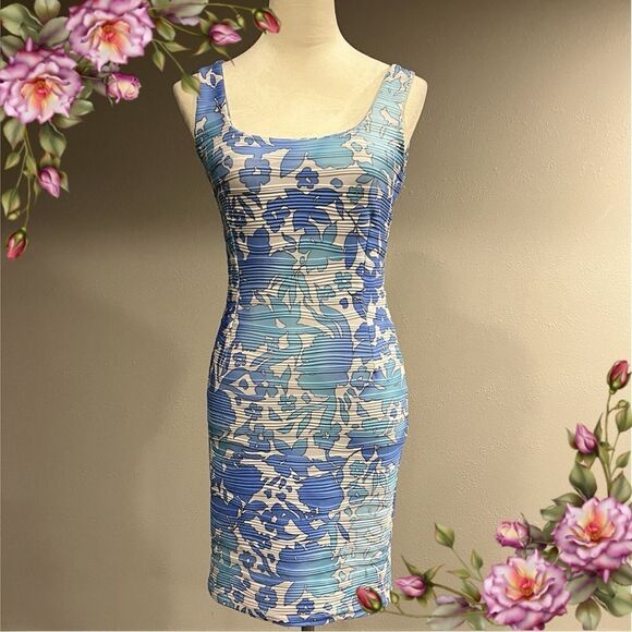 Scoop neck sleeveless floral print mini dress - Picture 1 of 12